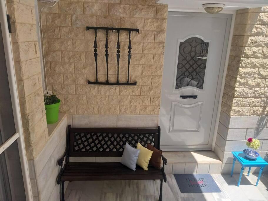 Syros Stone Yard House Villa แอร์มูโปลี ภายนอก รูปภาพ