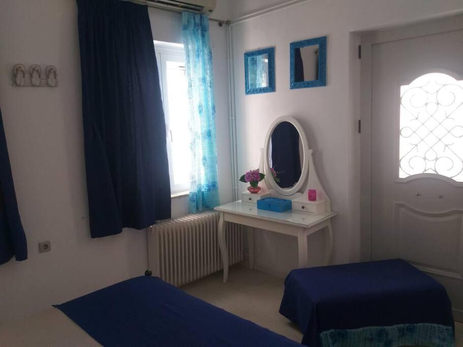 Syros Stone Yard House Villa แอร์มูโปลี ภายนอก รูปภาพ