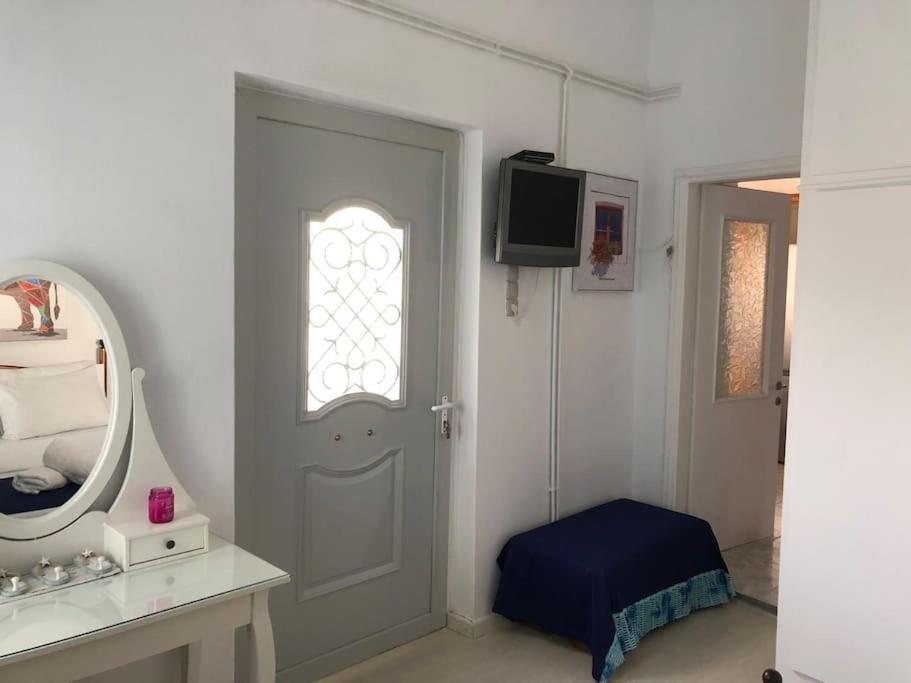 Syros Stone Yard House Villa แอร์มูโปลี ภายนอก รูปภาพ